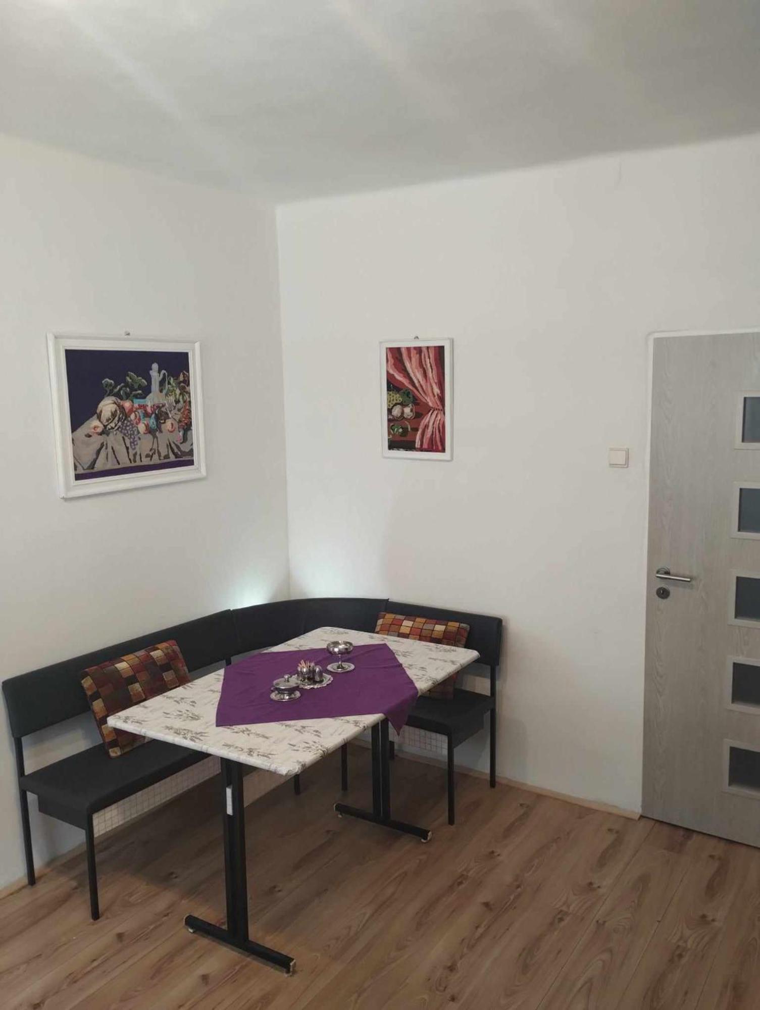 Dolina Apartment *